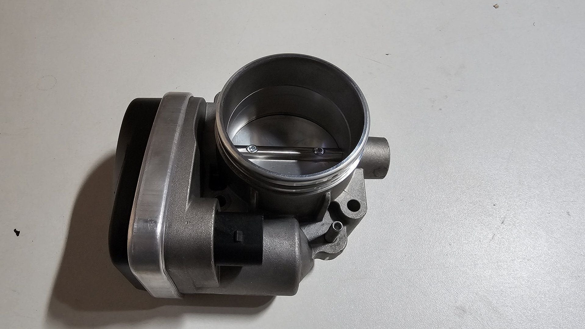 Gasklephuis  BMW 3 / 5 / X3 Z3 Z4 serie E465 E39 E60 E61 E83, -, -, Nieuw, Ophalen of Verzenden