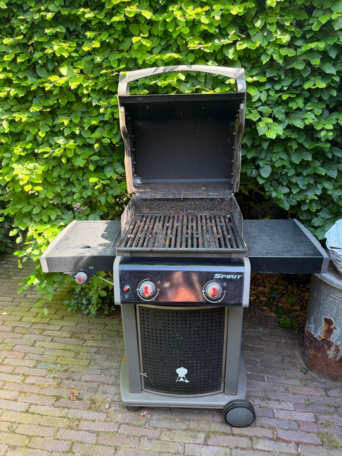 Weber Spirit Classic E-220 Gasbarbecue - Perfect voor buiten, Ophalen, Gebruikt