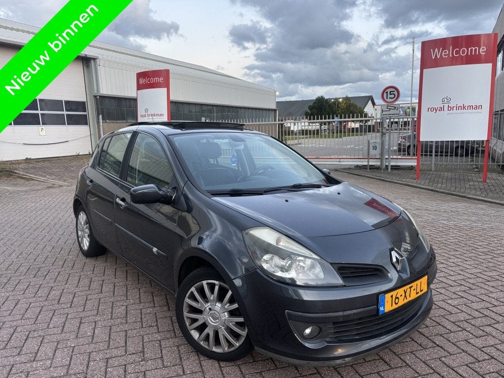 Renault Clio 1.2 TCE Dynamique S Pano Clima Cruise Leer, Gebruikt, 4 cilinders, Origineel Nederlands, Handgeschakeld