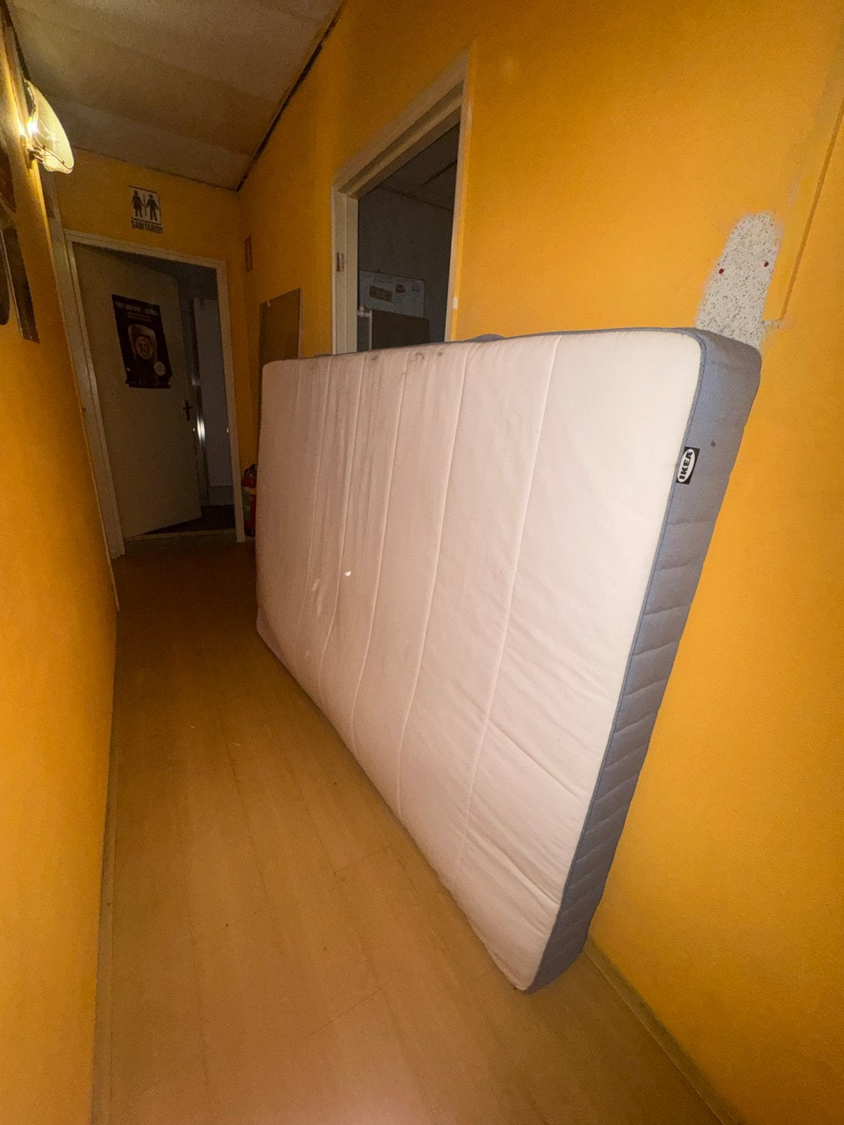 Ikea Matras 140 cm gratis op te halen, Ophalen, Gebruikt, Tweepersoons, 140 cm
