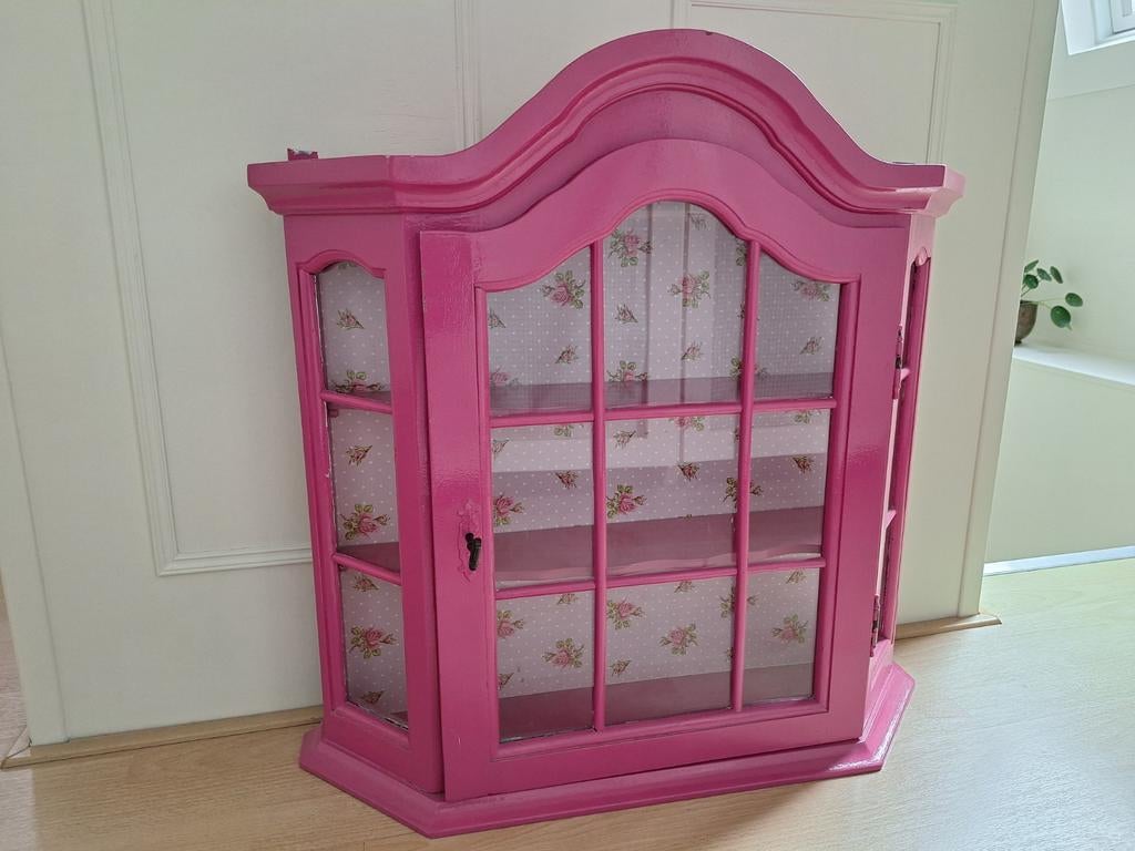 Roze vintage kastje., Huis en Inrichting, Kasten | Overige, Ophalen, Gebruikt