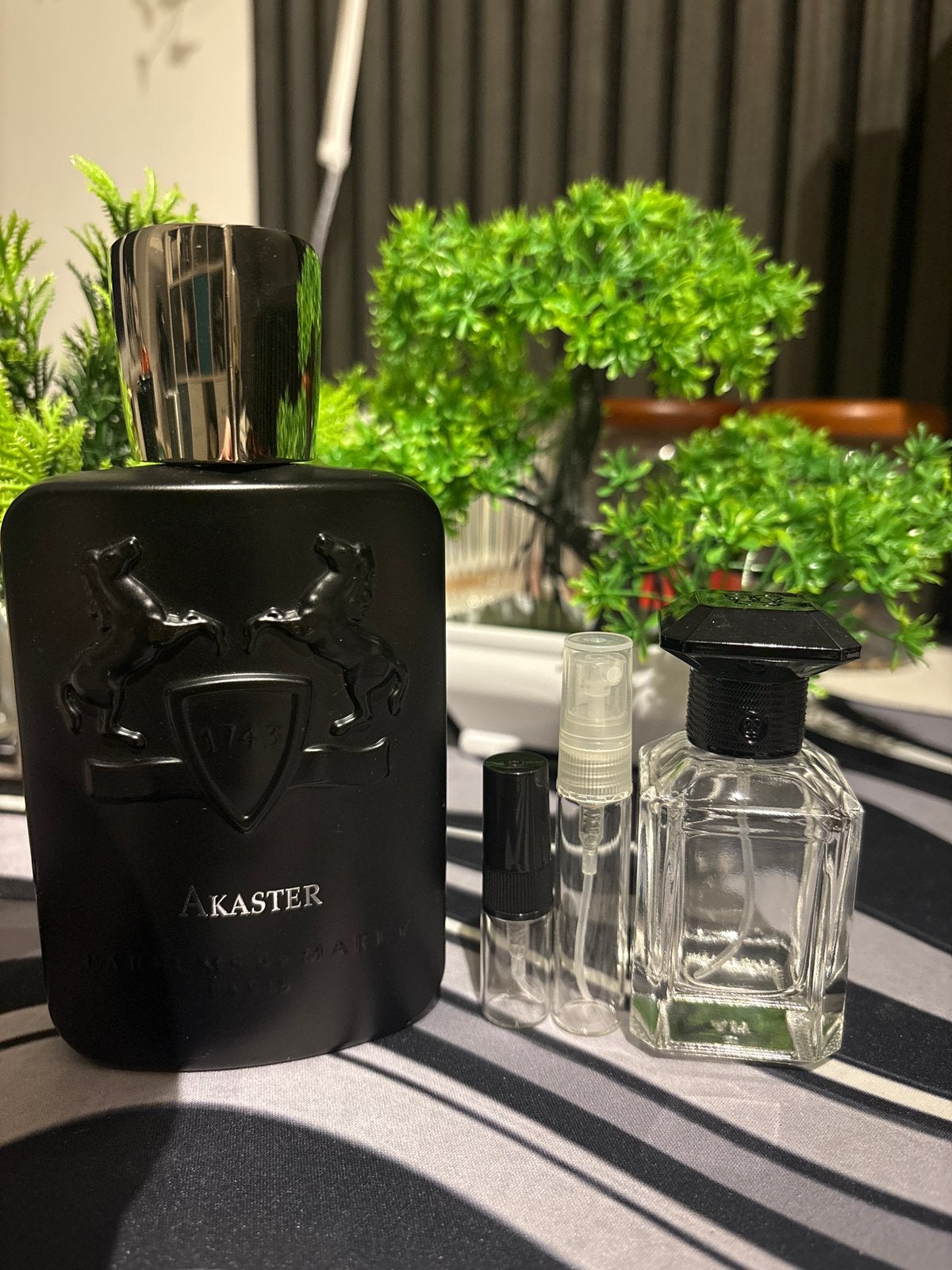 Parfums de Marly - Akaster (2017 discontinued) Sample Decant, Ophalen of Verzenden, Nieuw