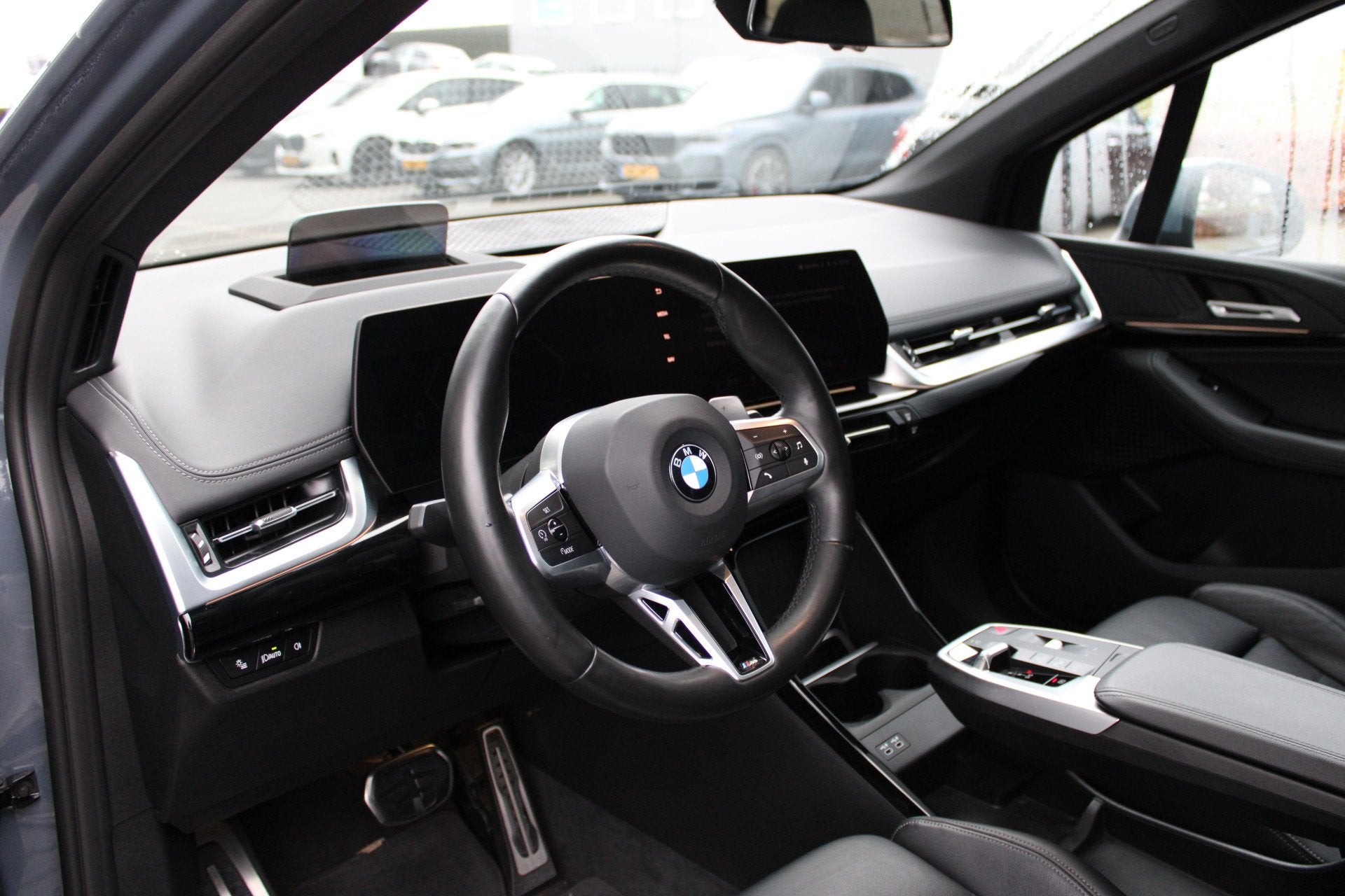 BMW 2 Serie Active Tourer 218i M Sport Automaat / Panoramada, 136 pk, Gebruikt, Met garantie (alle), 1445 kg