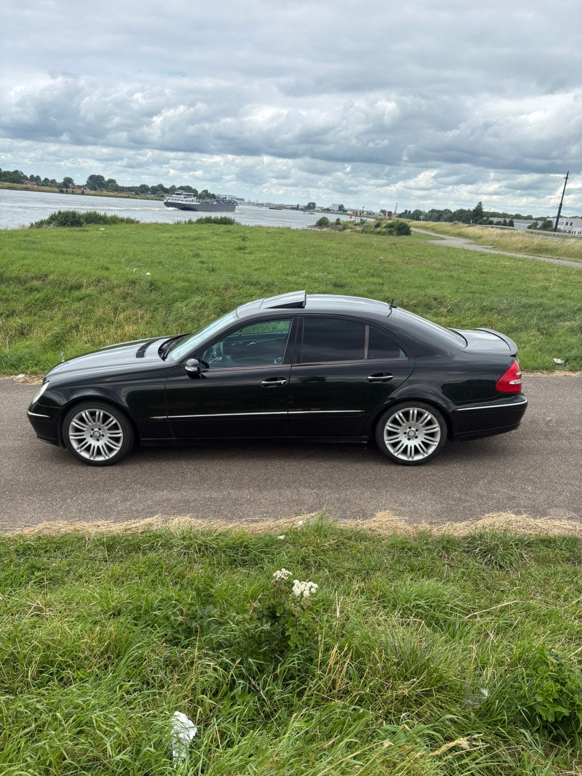 Mercedes-Benz E-Klasse 3.2 CDI E320 Sedan AUT 2003 Zwart, Auto-onderdelen, Ophalen, Mercedes-Benz