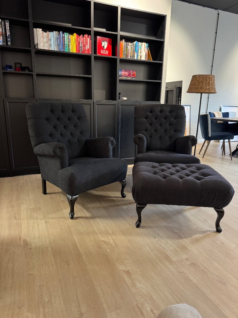 Zwarte fauteuil (2 stuks) met voetenbank, Huis en Inrichting, Fauteuils, Ophalen, Gebruikt, 75 tot 100 cm, 75 tot 100 cm