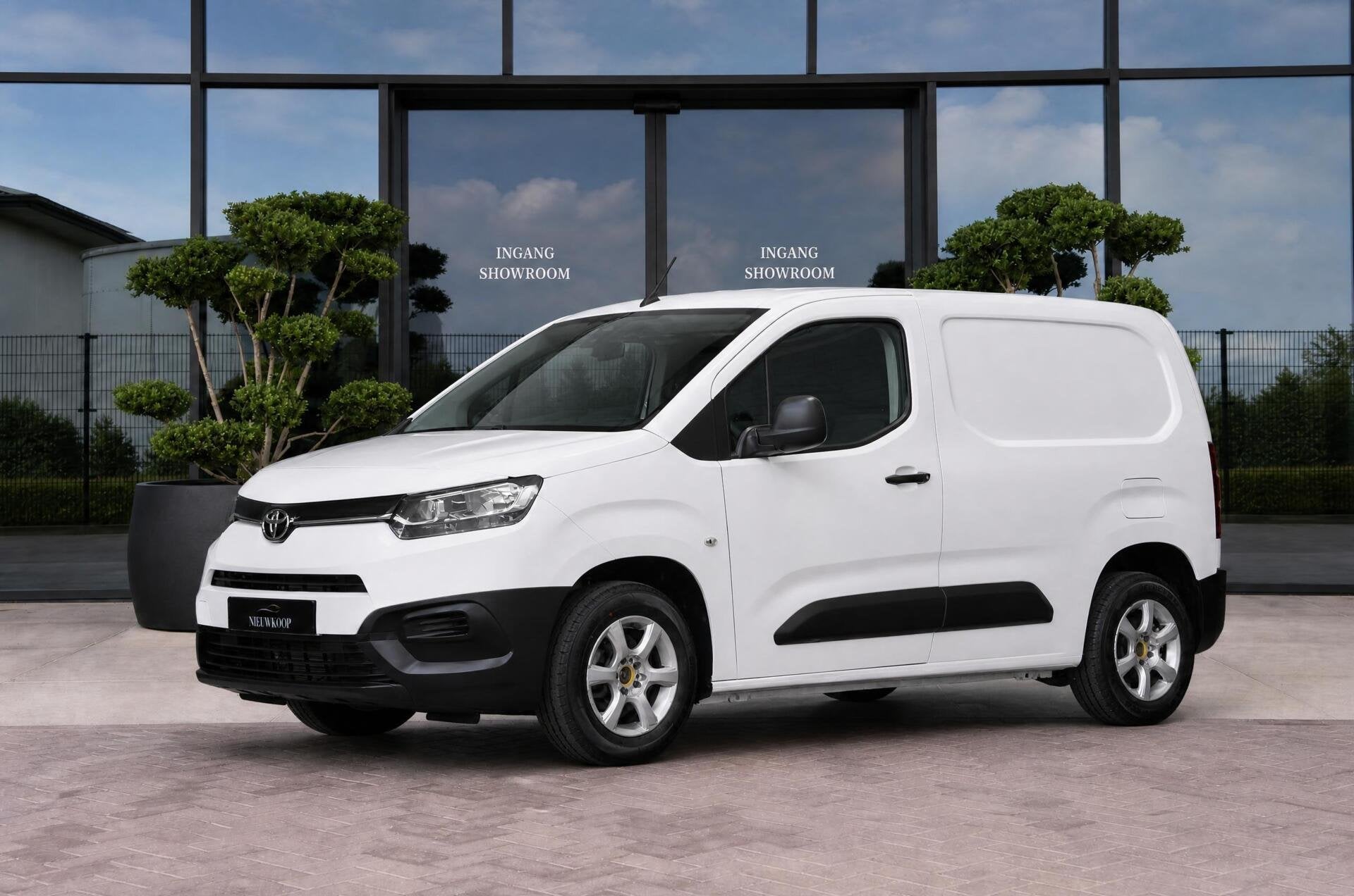 Toyota PROACE CITY 1.2 Turbo Live Long | NIEUWE D-RIEM, Auto's, Stof, Gebruikt, 1199 cc, Parkeersensor