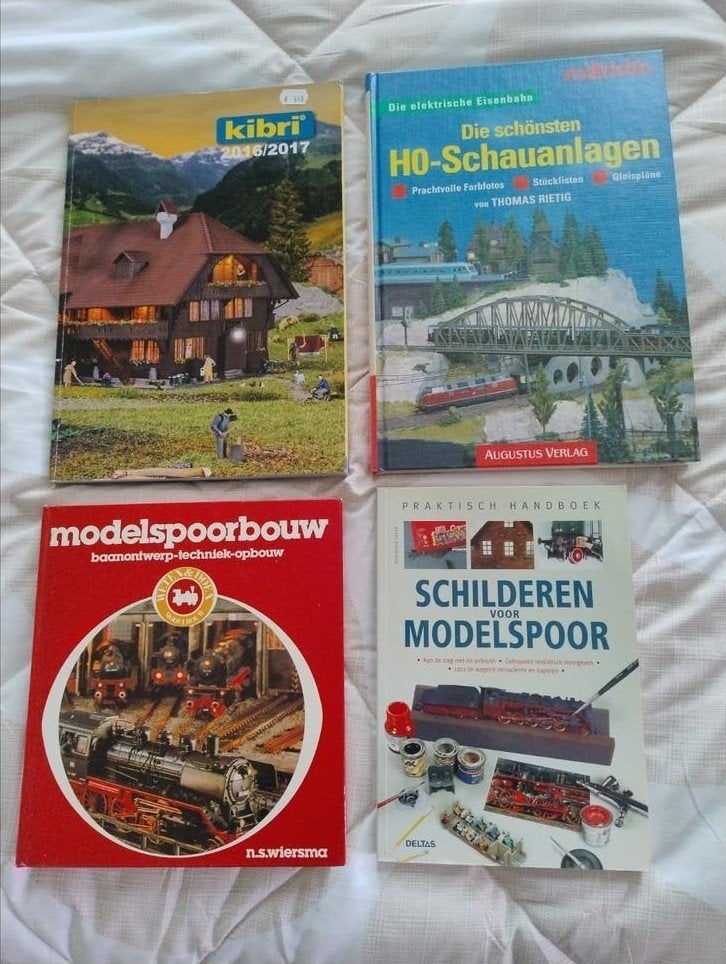 Boeken over modelspoorbouw - Diverse onderwerpen, Ophalen of Verzenden, Gelezen, Overige onderwerpen, Diverse auteurs