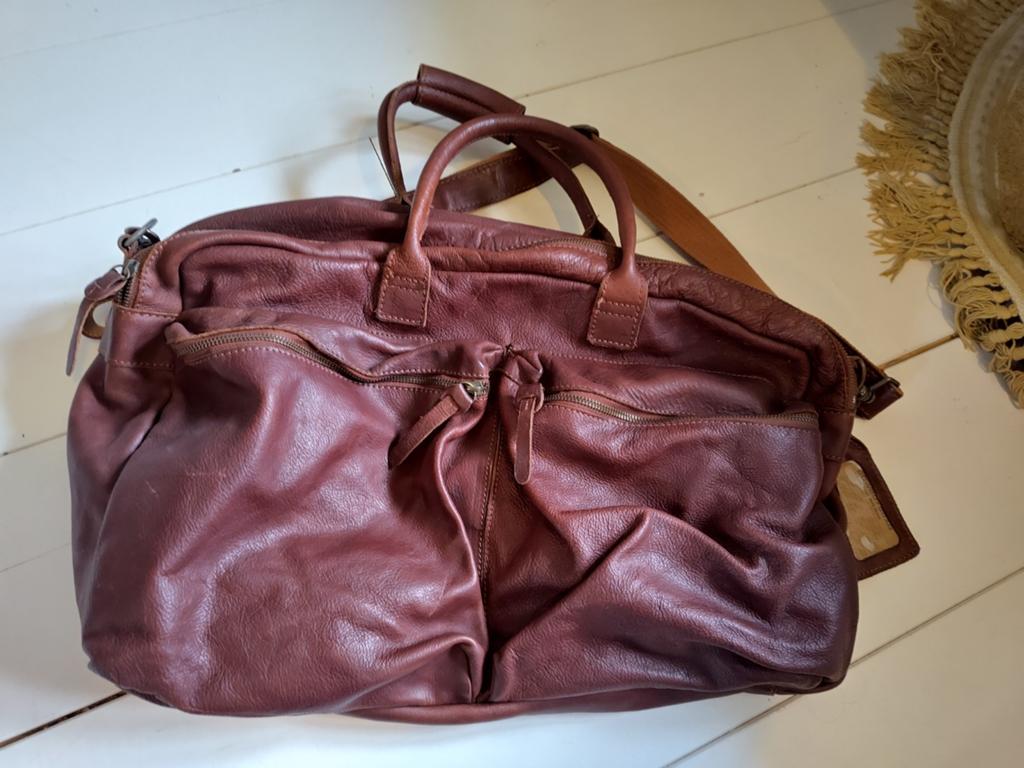 Grote donkerbruine Cowboysbag in perfecte staat, 40 tot 60 cm, 30 cm of meer, Bruin, Minder dan 35 cm