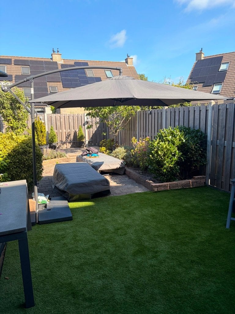 Zweefparasol incl. voet en beschermhoes, Tuin en Terras, Parasols, Ophalen, 2 tot 3 meter, Verstelbaar, Zweefparasol