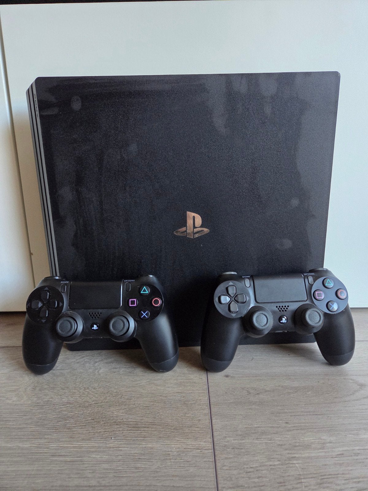 PlayStation 4 Pro 1 TB met 2 controllers, Spelcomputers en Games, Gebruikt, Met 2 controllers, Ophalen of Verzenden, 1 TB