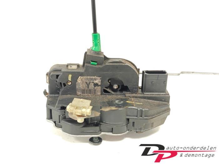 Deurslot Mechaniek 4Deurs links-achter van een Opel Astra, Gebruikt, -, -, Opel