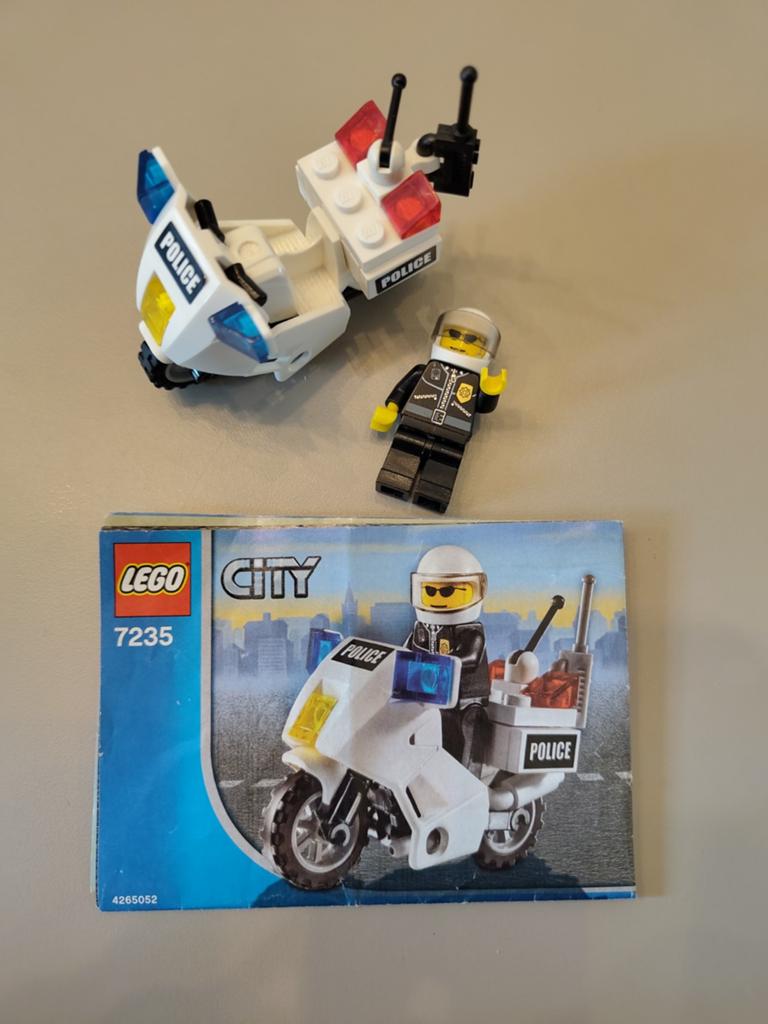Lego City 7235 politiemotor, Kinderen en Baby's, Speelgoed | Duplo en Lego, Lego, Ophalen of Verzenden, Compleet, Complete set