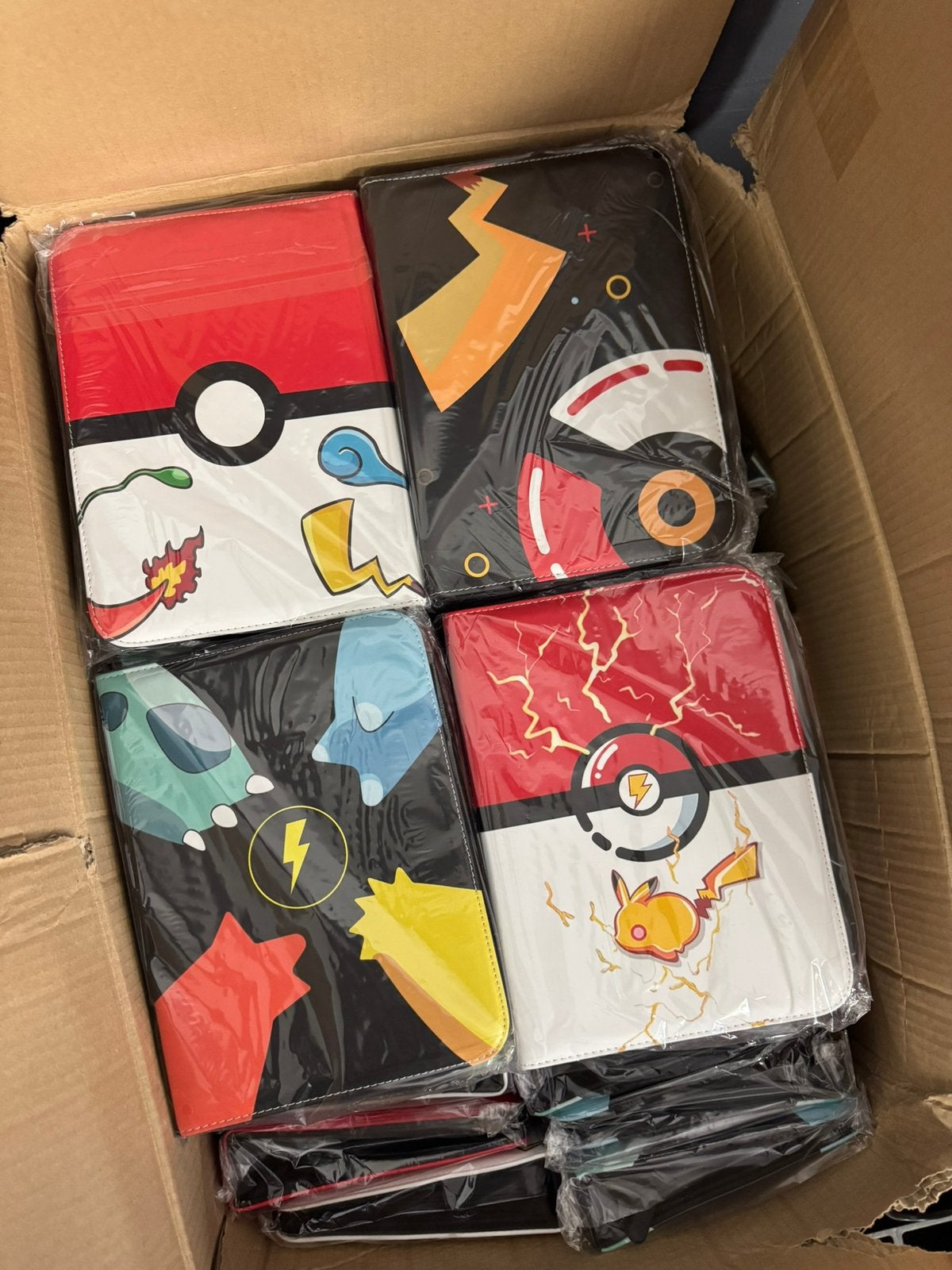 2 voor €19,99! Pokémon verzamelboek 4 pocket binder map, Hobby en Vrije tijd, Ophalen of Verzenden, Nieuw, Overige typen, Foil