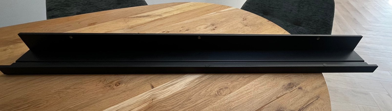 IKEA MOSSLANDA schilderijenplank 115 cm zwart, Ophalen, Zo goed als nieuw
