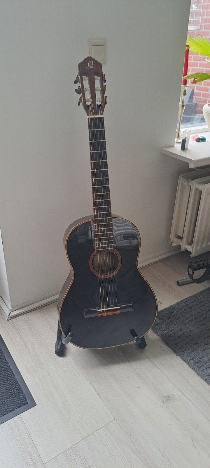 Ortega R221BK Klassieke Gitaar met Hoes en Standaard, Ophalen, Gebruikt, Klassieke of Spaanse gitaar, Met koffer