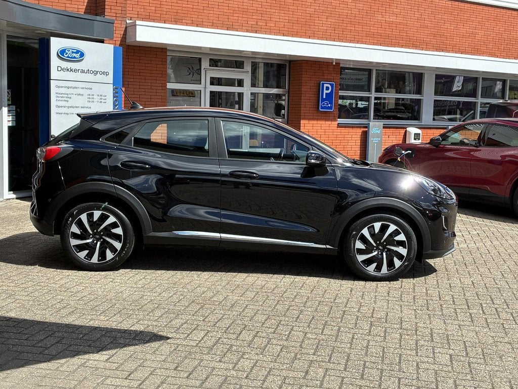 Ford Puma 1.0 EcoBoost Hybrid Titanium, Auto's, Ford, Voorwielaandrijving, Euro 6, Zwart, Origineel Nederlands