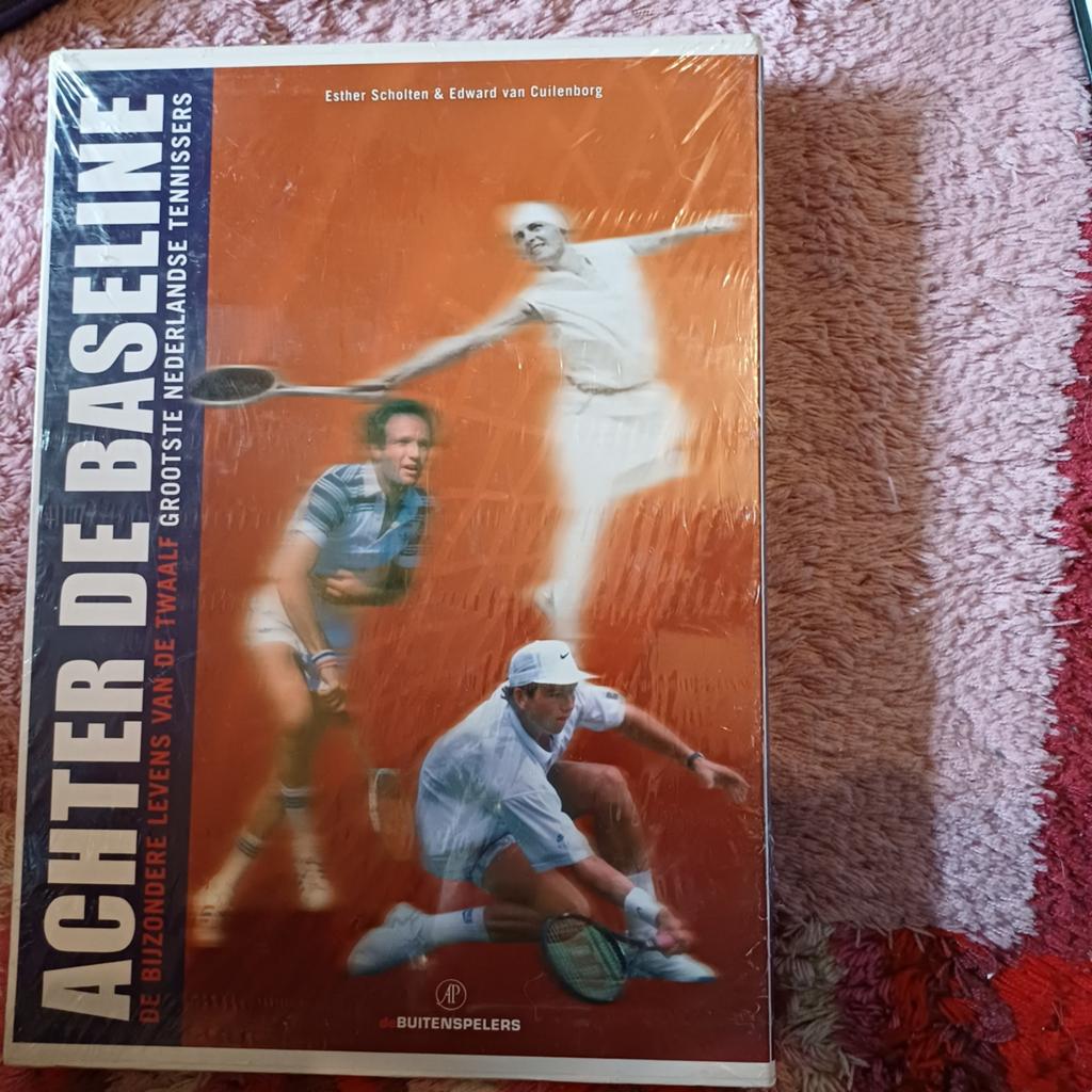 E. Scholten - Achter de baseline, E. Scholten; E. van Cuilenborg, Ophalen of Verzenden, Zo goed als nieuw, Balsport