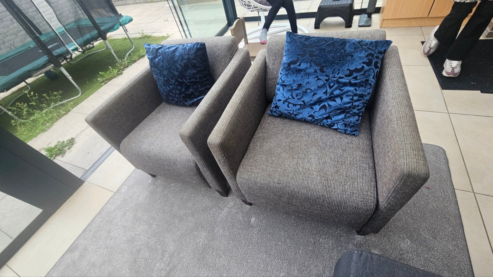 Set van 2 comfortabele grijze fauteuils, Huis en Inrichting, Gebruikt, 75 tot 100 cm, Ophalen of Verzenden, Modern, Tijdloos