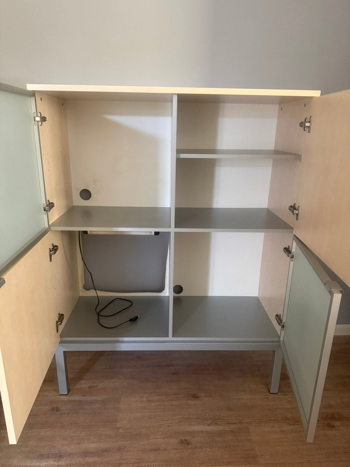 Foto 3 van Dressoir kast en hoge kast