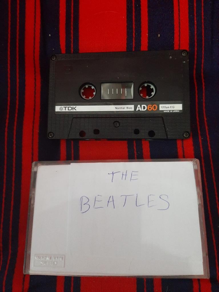 The Beatles op TDK AD60 cassettebandje - 60 minuten muziek, Cd's en Dvd's, Cassettebandjes, Ophalen, Gebruikt, 1 bandje, Voorbespeeld