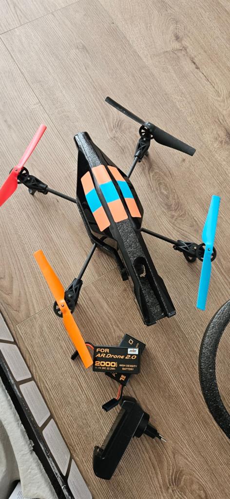 Parrot AR.Drone 2.0 Power Edition met extra accu, Ophalen, Zo goed als nieuw, Met camera