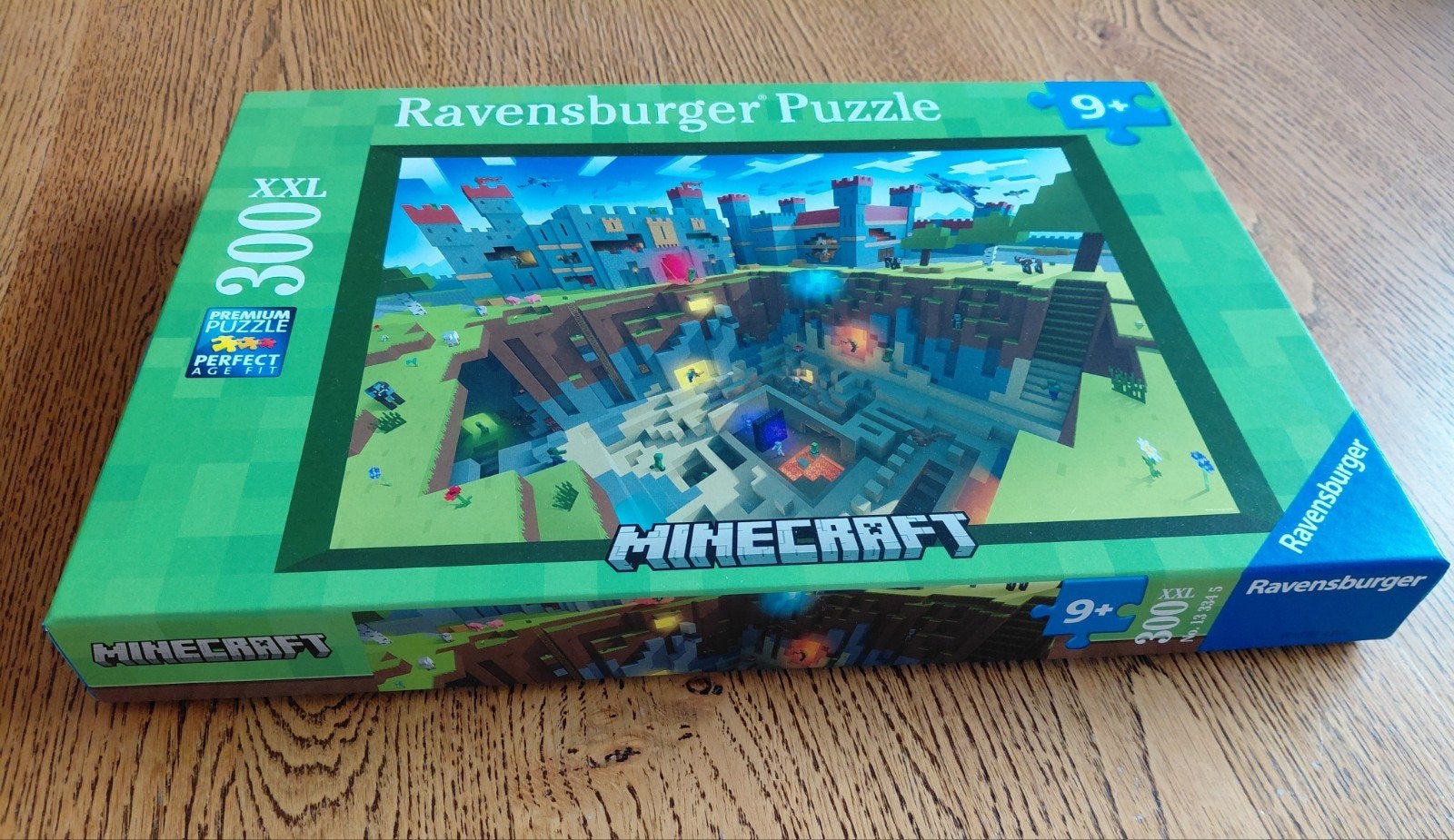 Ravensburger Minecraft Legpuzzel 300 XXL stukjes, Ophalen of Verzenden, 500 t/m 1500 stukjes, Zo goed als nieuw, Legpuzzel