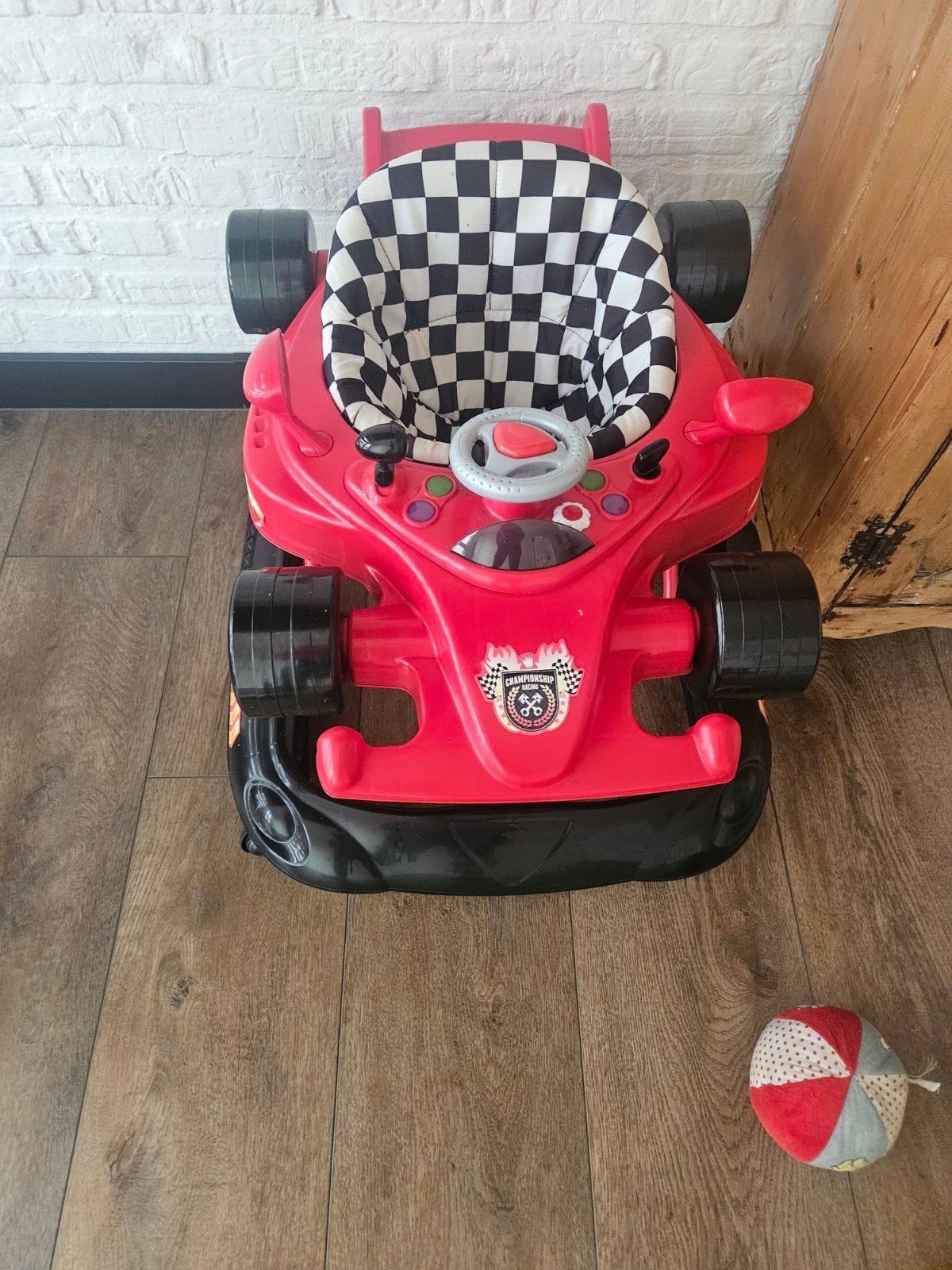 Rode loopstoel/walker in raceauto design, Ophalen, Gebruikt, Auto, Met wieltjes