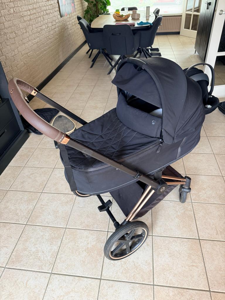 Kinderwagen Cybex Priam rose gold 3-delig + extra’s, Kinderen en Baby's, Kinderwagens en Combinaties, Gebruikt, Combiwagen, Met autostoeltje