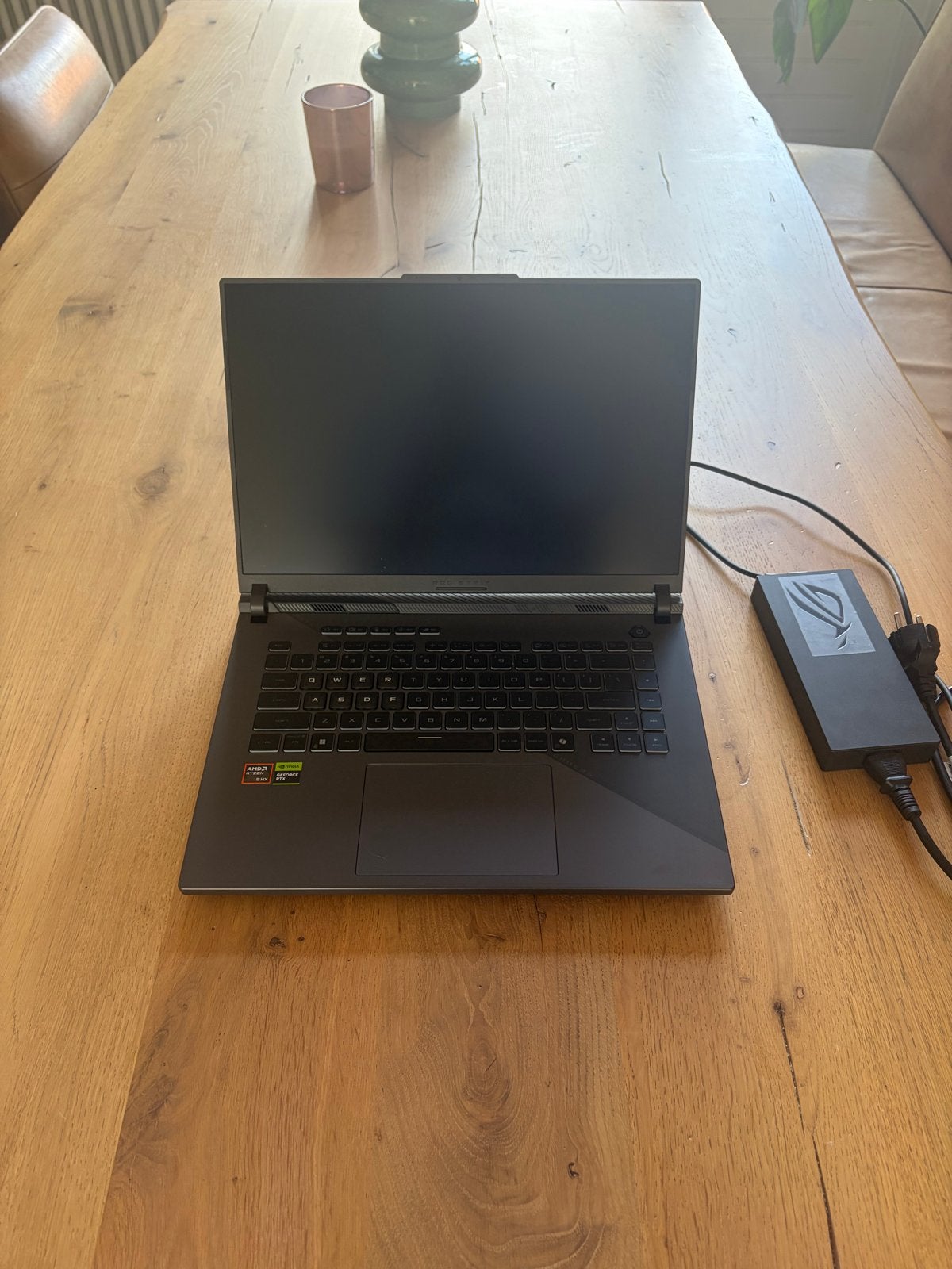 ASUS ROG Strix G16 G614PP-S5032W Gaming Laptop