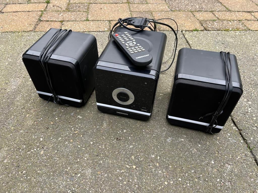 Medion Stereo-set met afstandsbediening en speakers, Audio, Tv en Foto, Stereo-sets, Overige merken, Gebruikt, Microset, Tuner of Radio