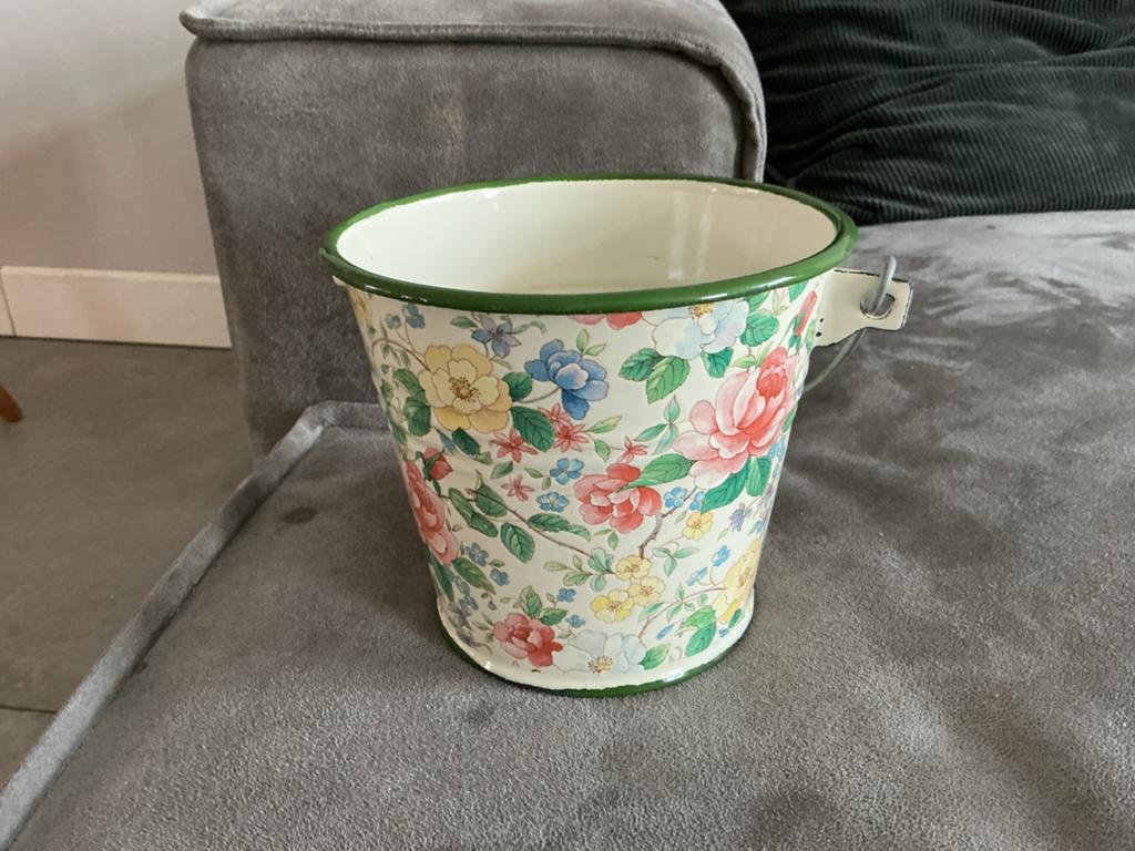 Mooie vintage bloemen emaille emmer, Ophalen