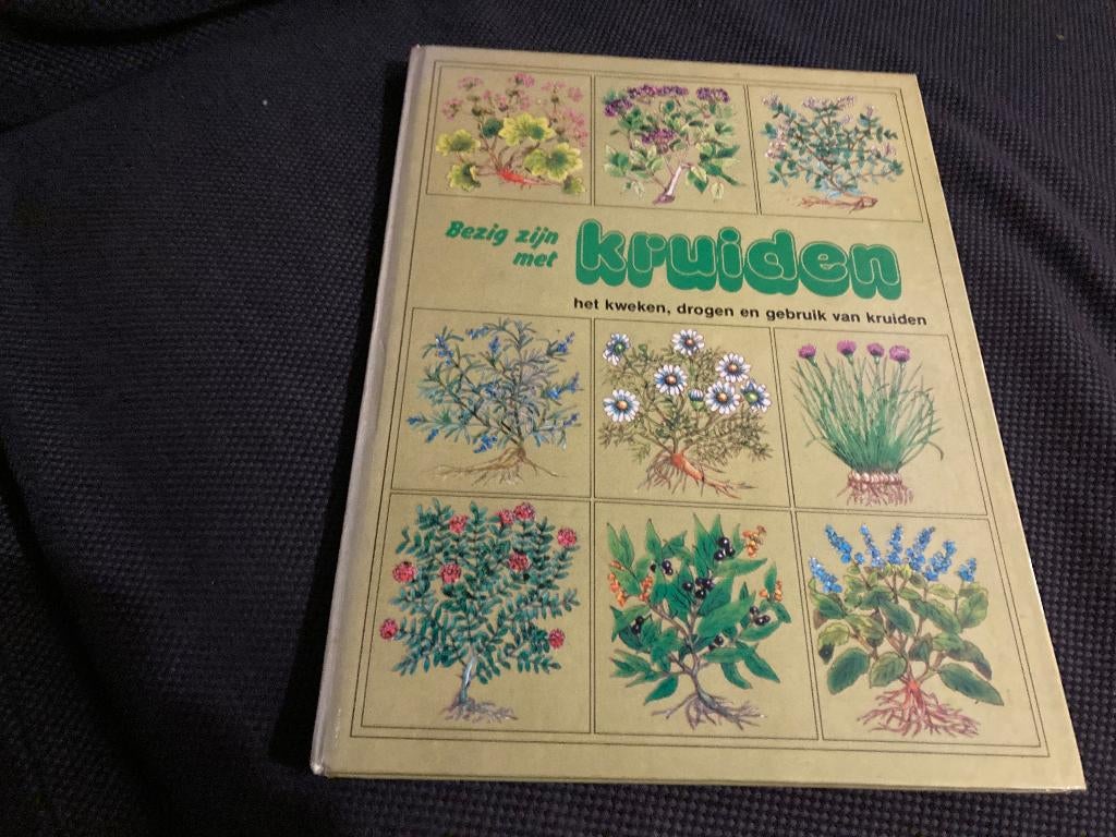 🌿 Bezig zijn met kruiden, Ophalen of Verzenden, Gelezen, Tuinieren en Tuinplanten