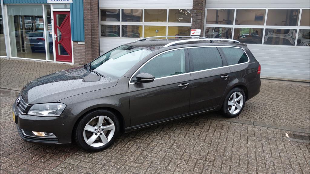 Volkswagen Passat Variant 1.6 TDI BlueMotion Executive Editi, Auto's, Volkswagen, Voorwielaandrijving, Euro 5, Gebruikt, 4 cilinders
