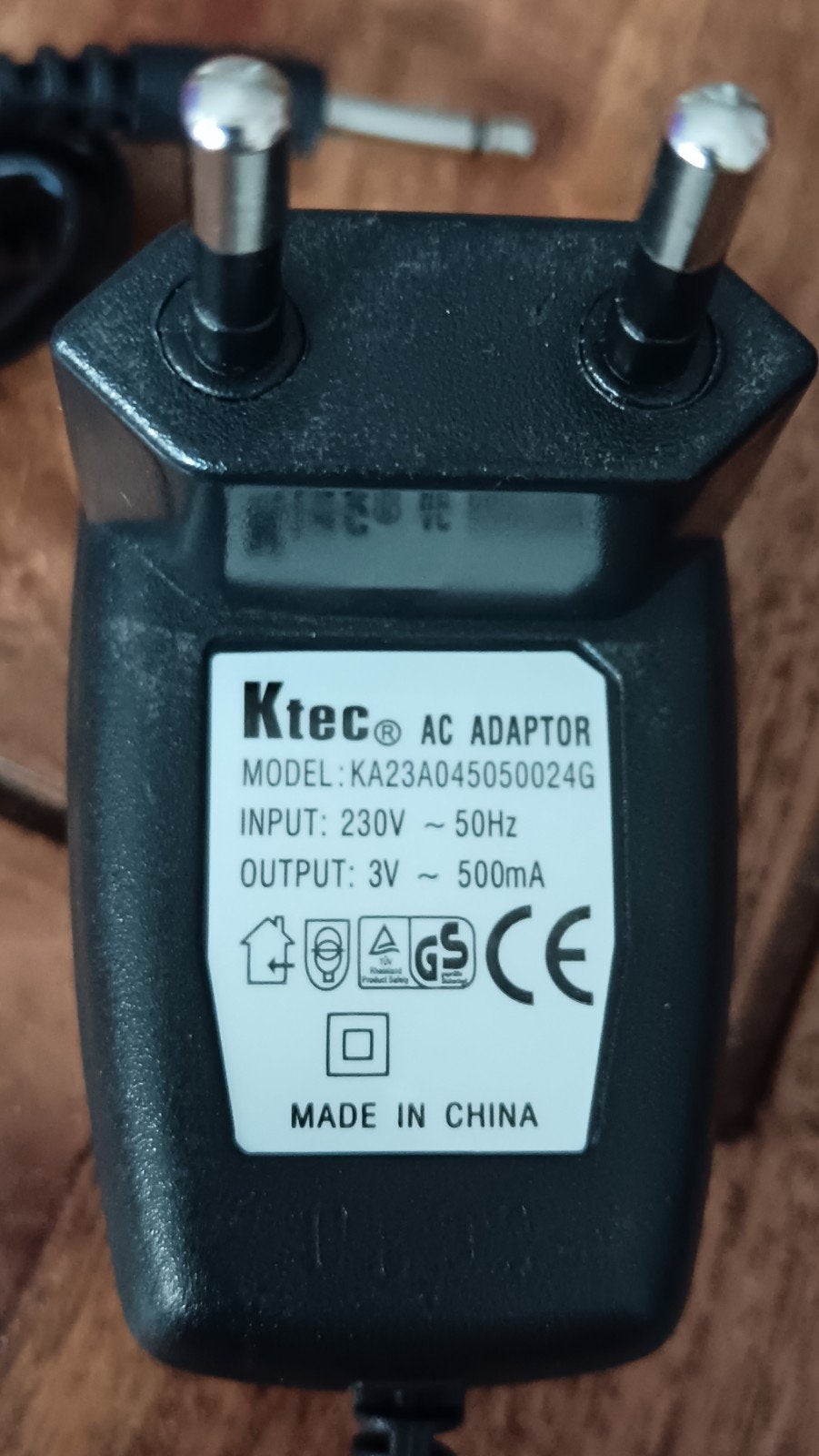 Lemax AC Adapter 3V 500mA – Kerstdorp / Kersthuisjes

ges, Ophalen of Verzenden