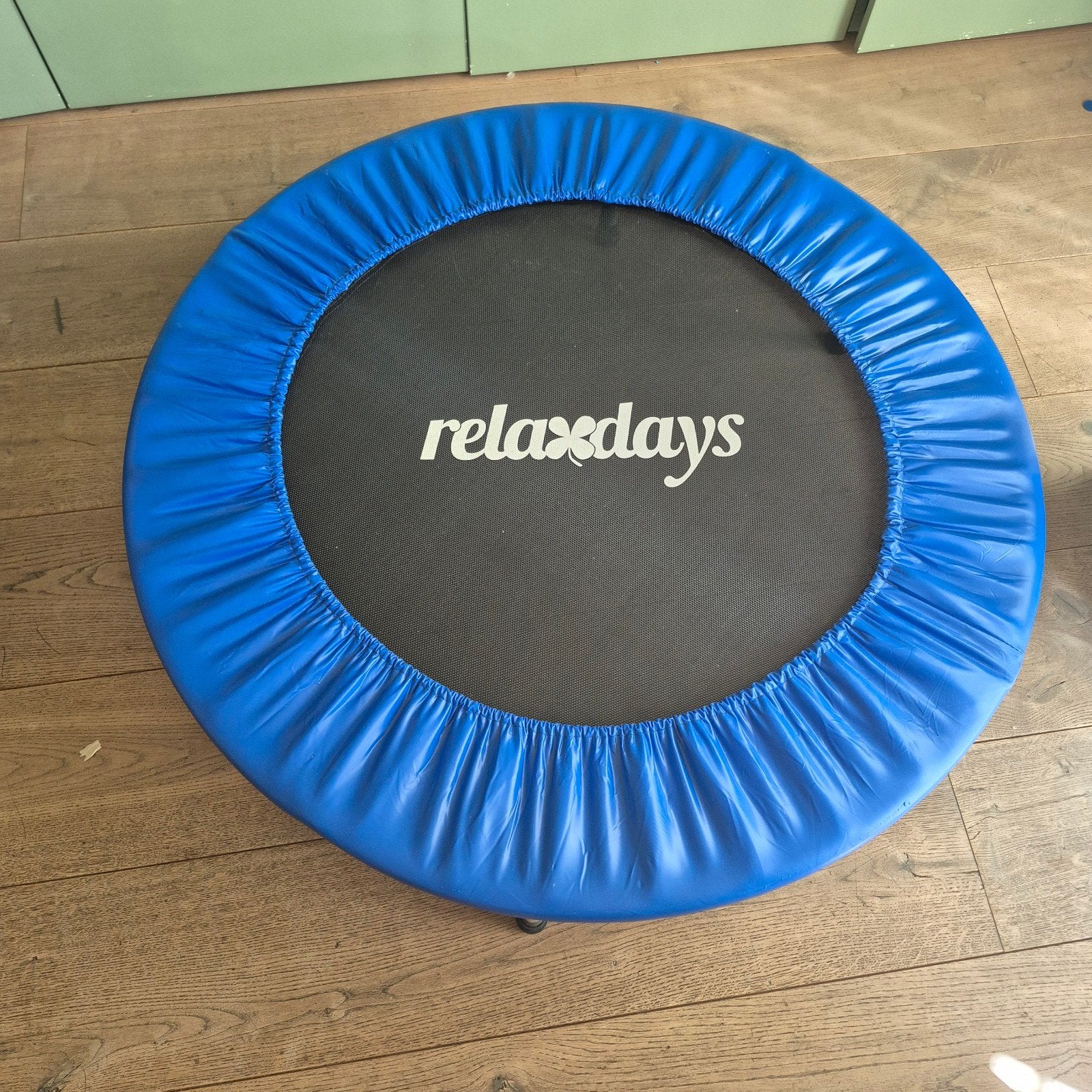 Trampoline Relaxdays 95 cm, opklapbaar, Ophalen, Zo goed als nieuw
