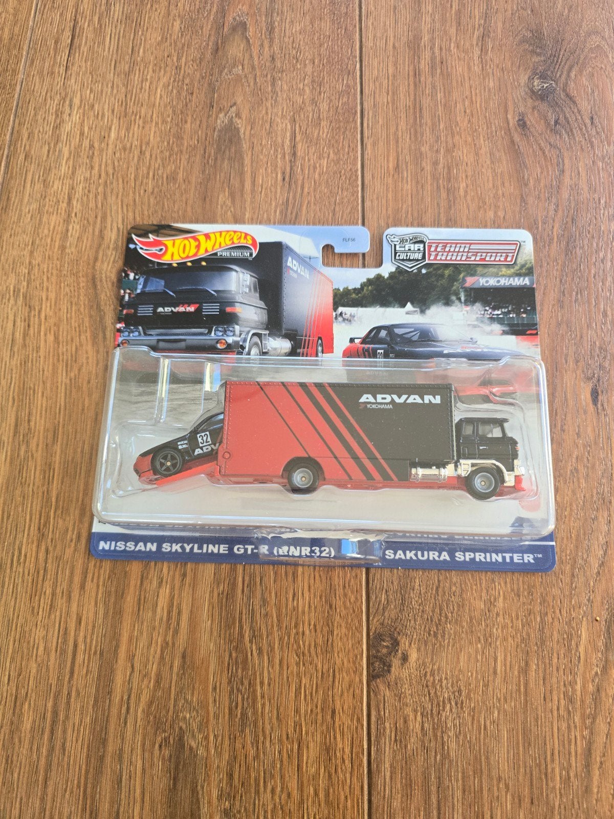 Hot Wheels Premium Nissan Skyline GT-R (R32) Sakura Sprinte, Hobby en Vrije tijd, Ophalen of Verzenden, Nieuw