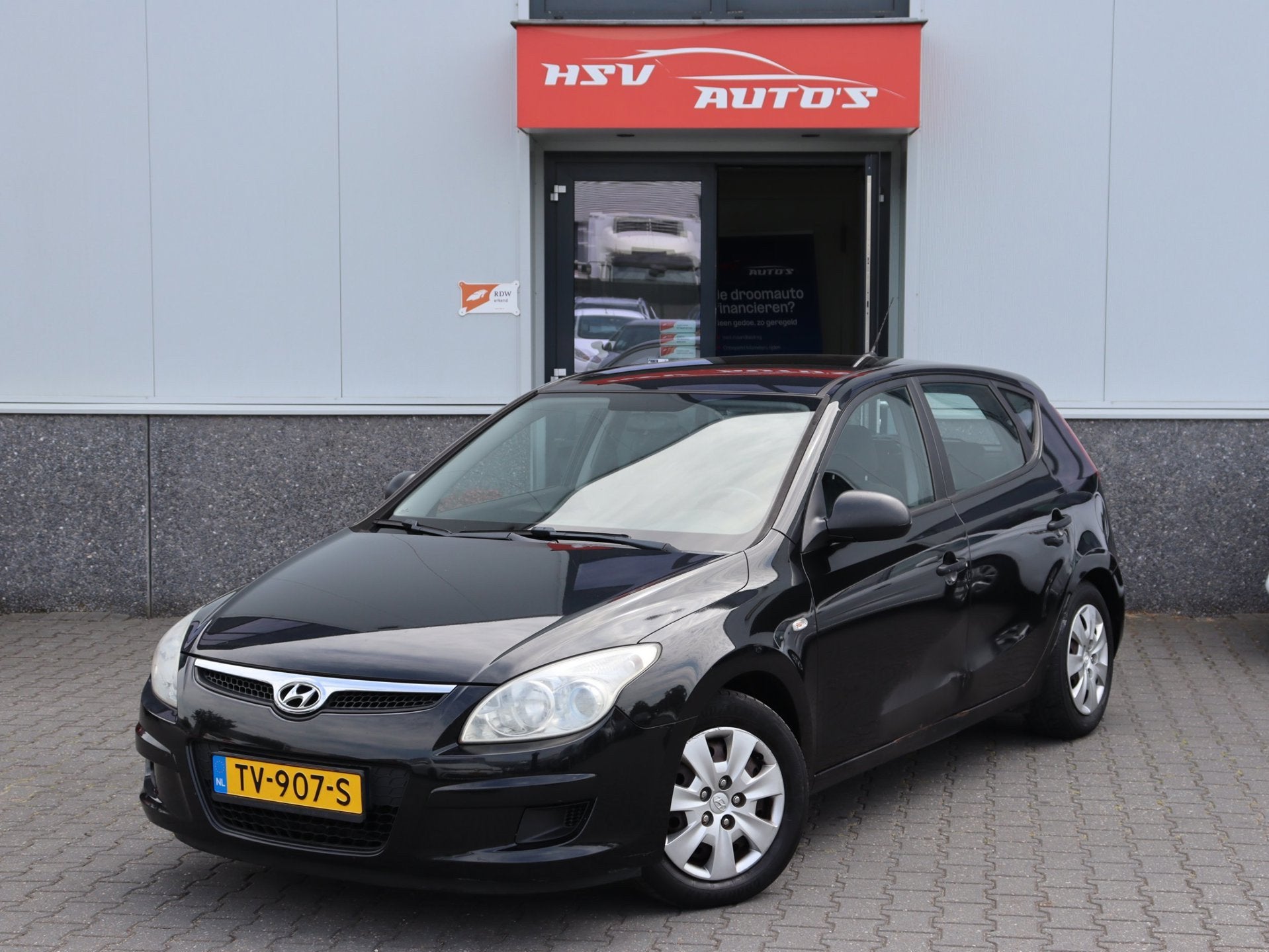 Hyundai I30 1.4i Active airco 4-deurs *apk 10-2026*