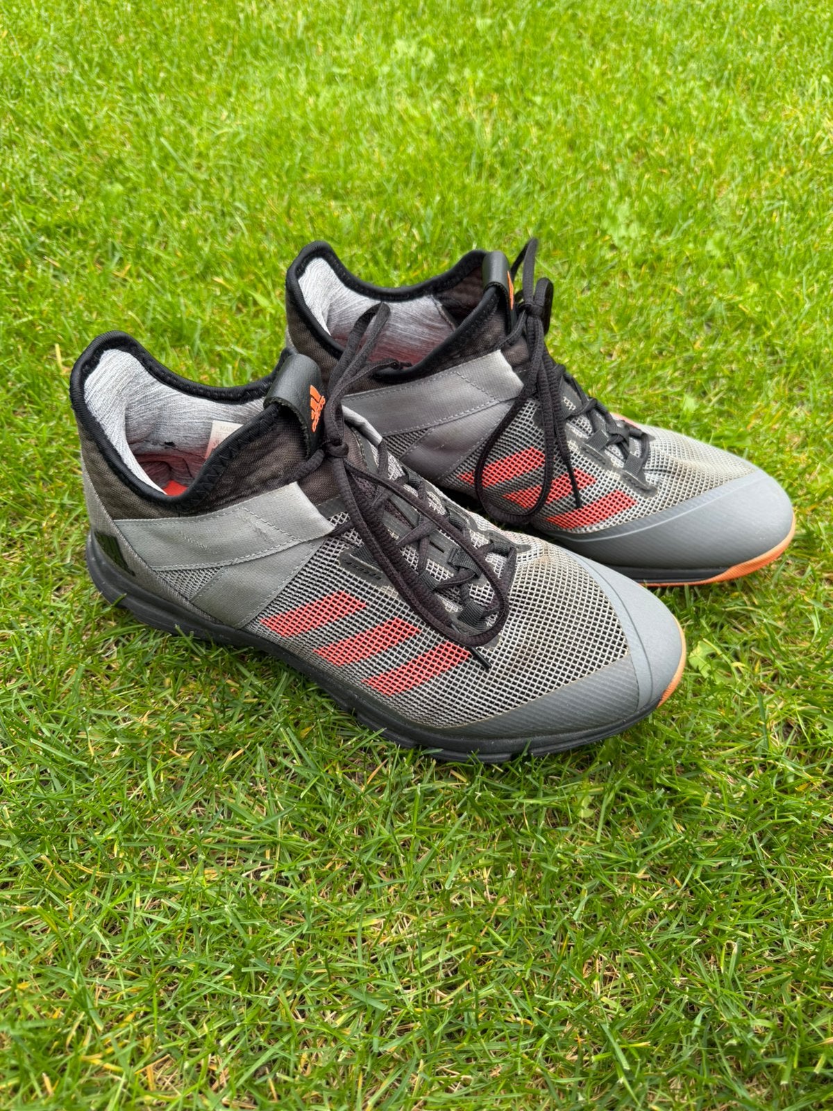 Adidas hockeyschoenen, Sport en Fitness, Ophalen of Verzenden, Gebruikt, Schoenen