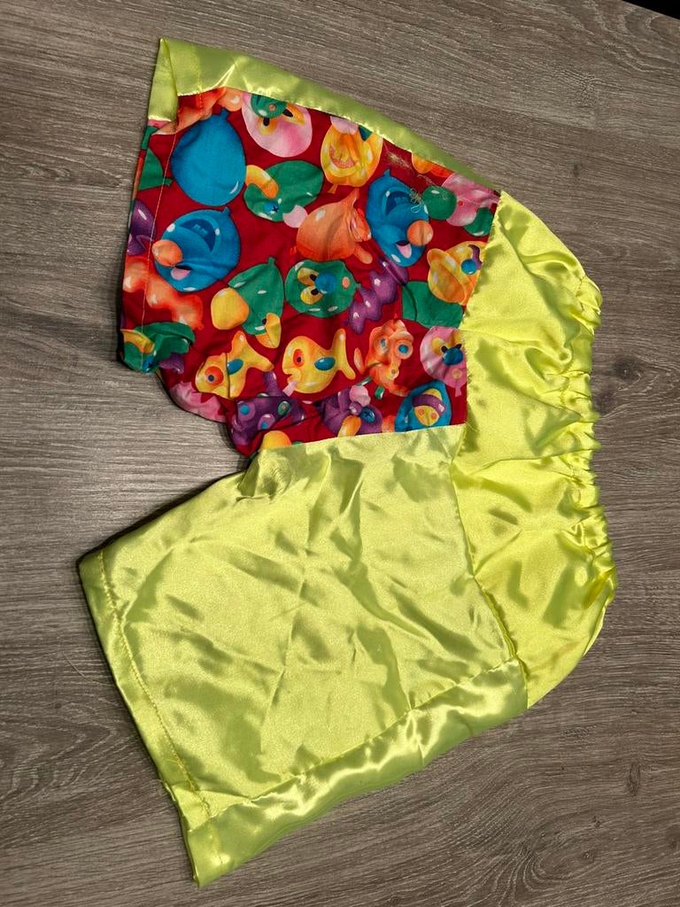 1x korte broek kind / carnaval kleding of verkleden, Kinderen en Baby's, Carnavalskleding en Verkleedspullen, Ophalen of Verzenden
