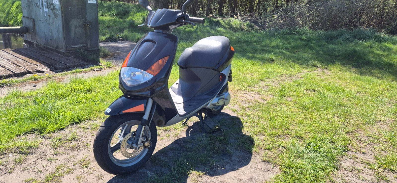 Vivacity snor scooter, Fietsen en Brommers, Scooters | Peugeot, Ophalen, Tweetakt, 49 cc, Zo goed als nieuw