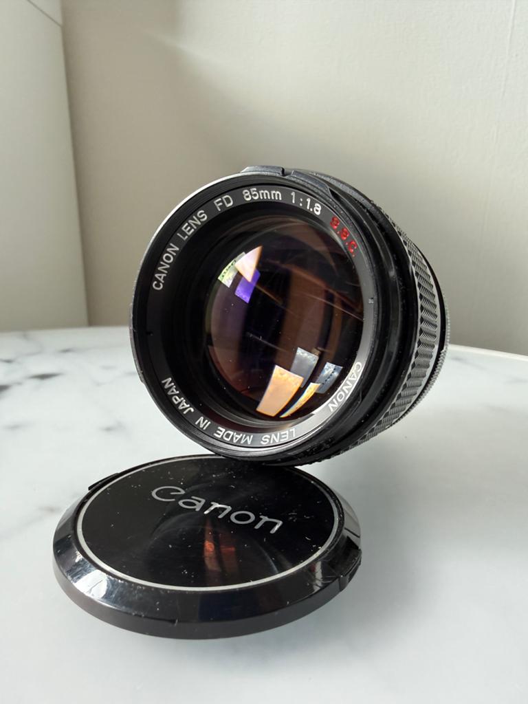 Canon FD 85mm f/1.8 S.S.C vintage lens (P1203), Ophalen, Gebruikt, Telelens