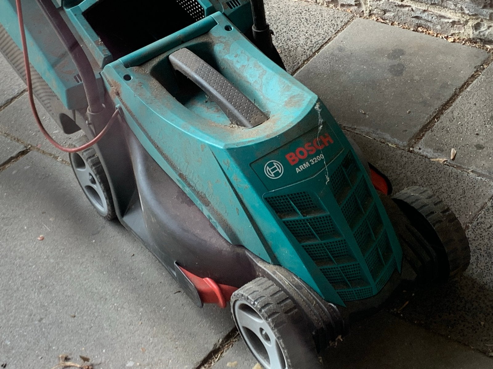 Bosch ARM 3200 Elektrische Grasmaaier - Gebruikt, Tuin en Terras, Grasmaaiers, Ophalen, Cirkelmaaier, Gebruikt, Elektrische grasmaaier