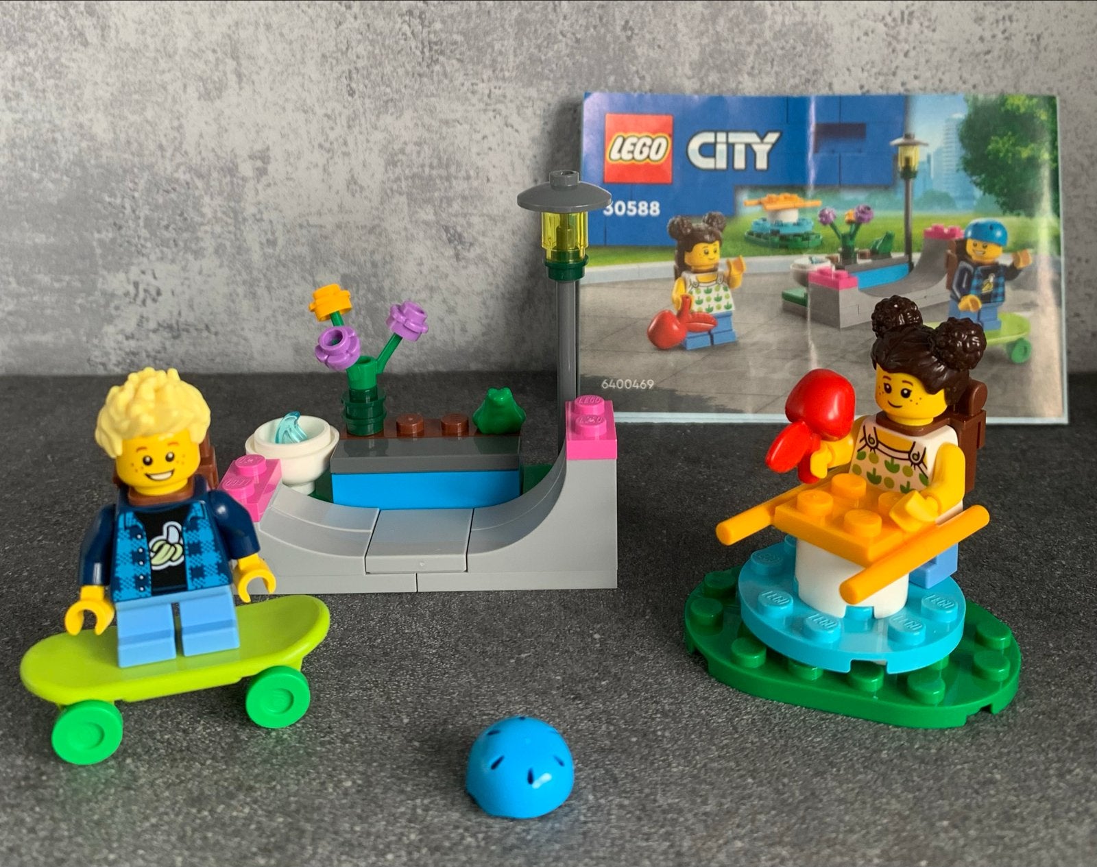 LEGO City 30588 Skatepark met Minifiguren en Accessoires, City, Lego, Ophalen of Verzenden, Zo goed als nieuw