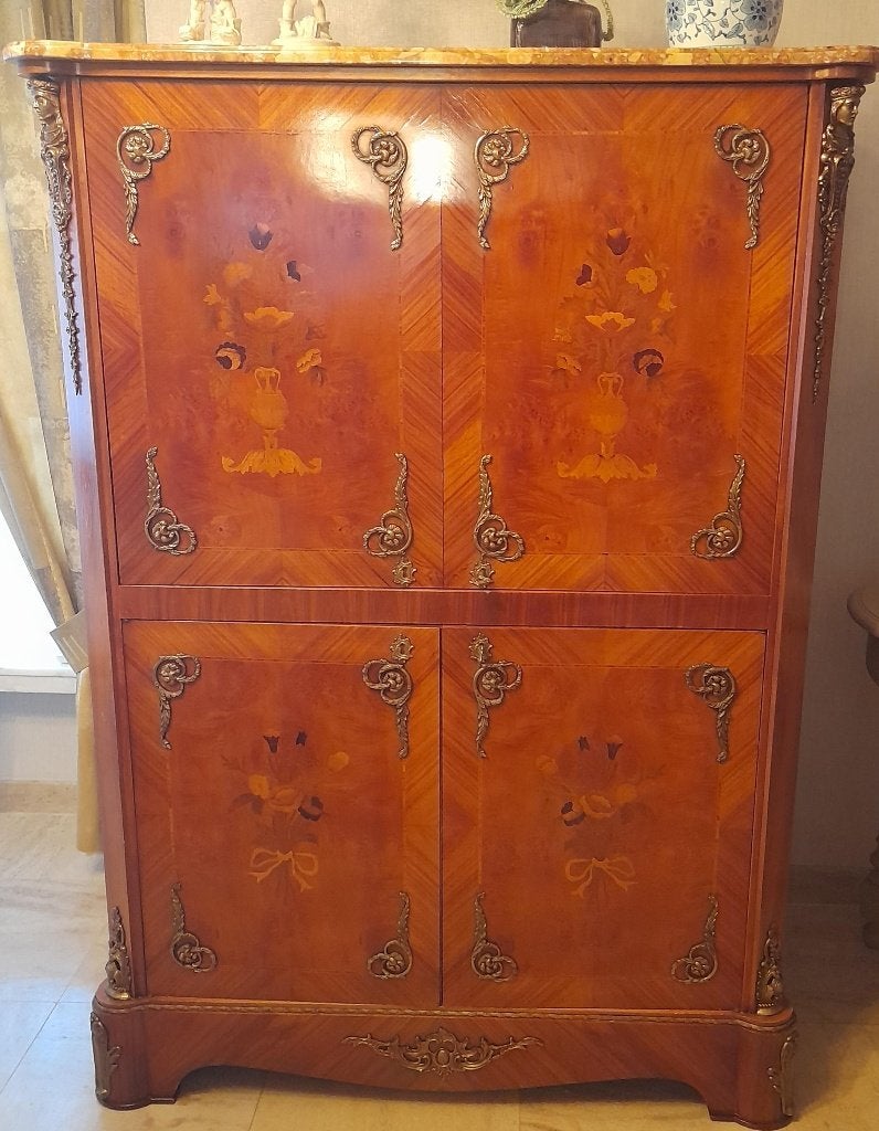 Houten vintage gemarmerde kast, Ophalen, Gebruikt