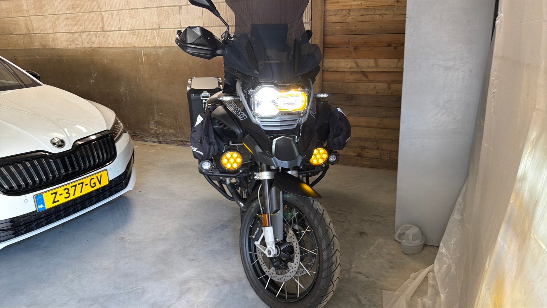 BMW R1200 GS Adventure - Klaar voor elk avontuur!, Motoren, 2 cilinders, Motorrijbewijs A, Gebruikt, Particulier
