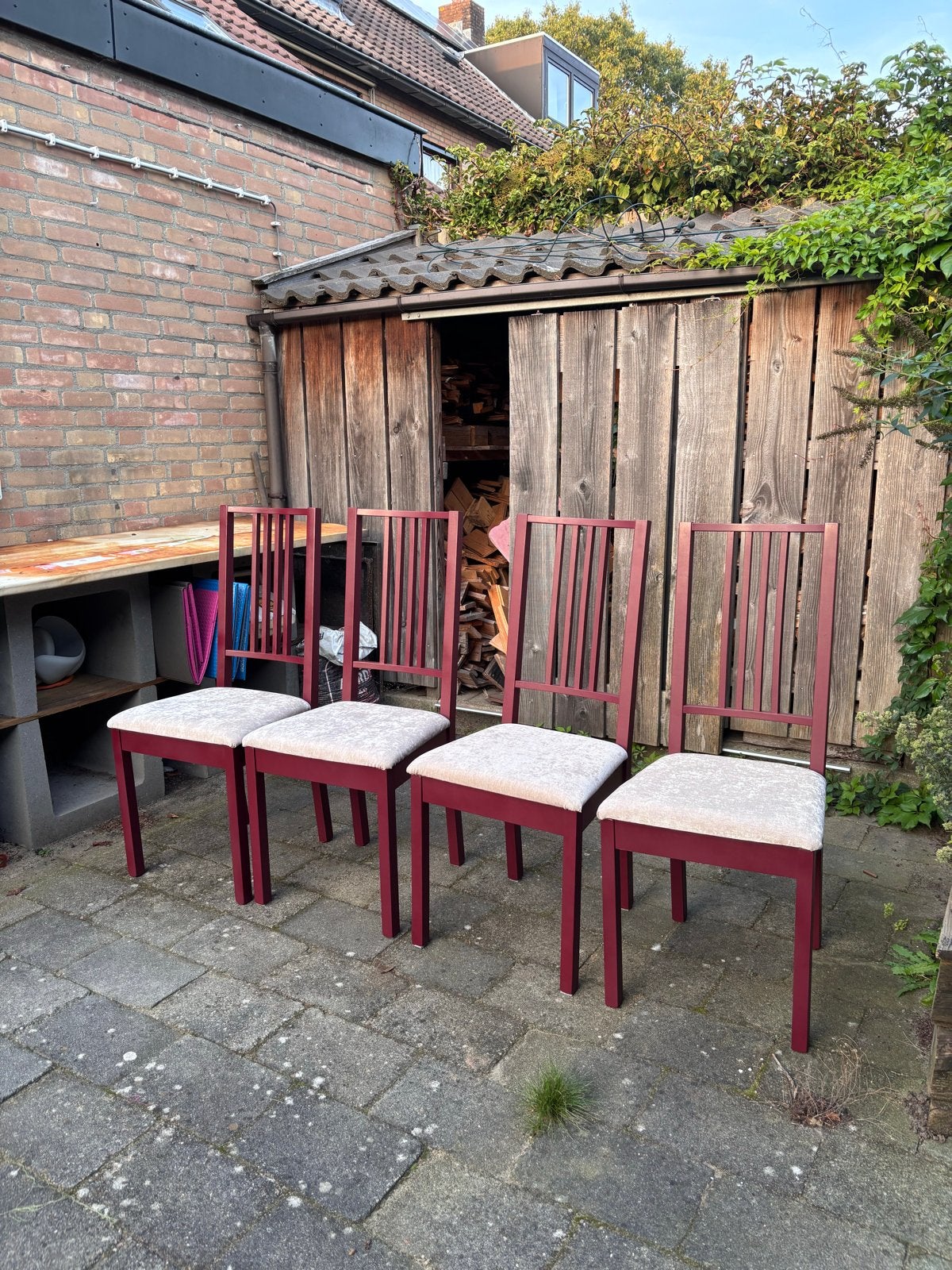 4  bordeauxrode eetkamerstoelen met champagne bekleding, Ophalen, Nieuw, Vier, Rood