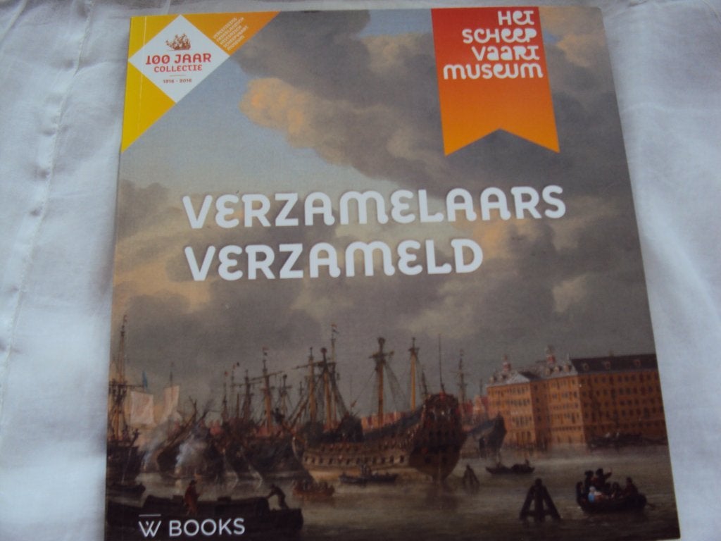 Verzamelaars verzameld. Een eeuw collectioneren in het Schee, Ophalen of Verzenden, Zo goed als nieuw, Elisabeth Spits e.a., Overige onderwerpen