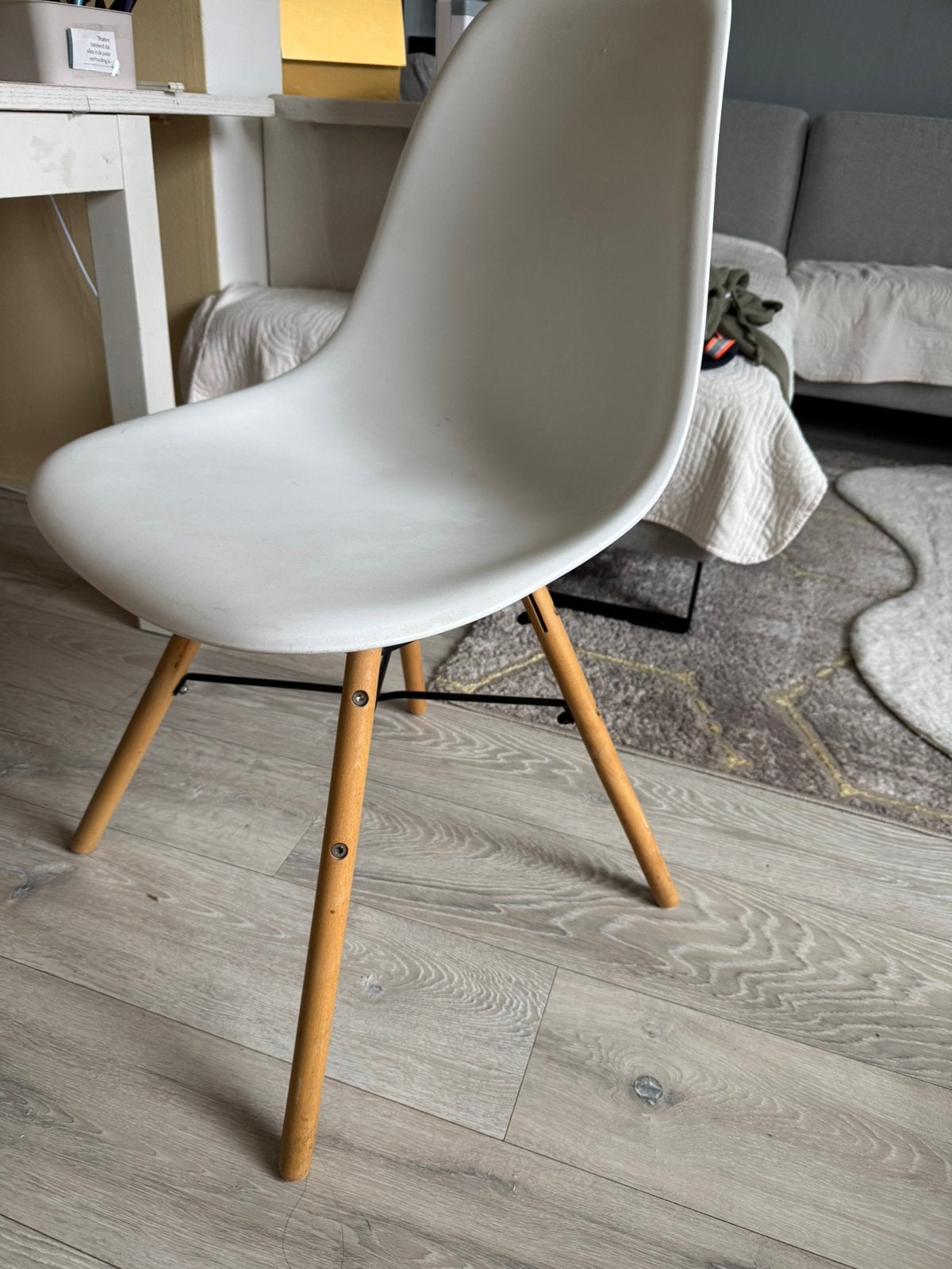 Twee kuipstoelen, Ophalen, Zo goed als nieuw, Wit, Twee
