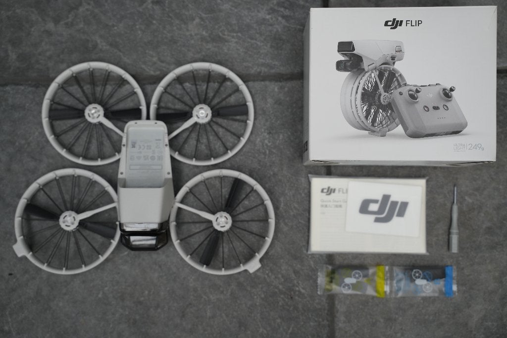 DJI Flip + Accessoires, Audio, Tv en Foto, Ophalen of Verzenden, Zo goed als nieuw