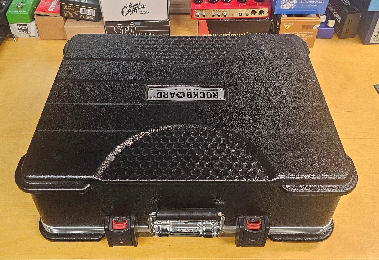RockBoard Quad 4.1 Pedalboard met Flightcase, Gewerbepark 46, 08258 Markneukirchen, Duitsland, Overige typen, Ophalen of Verzenden